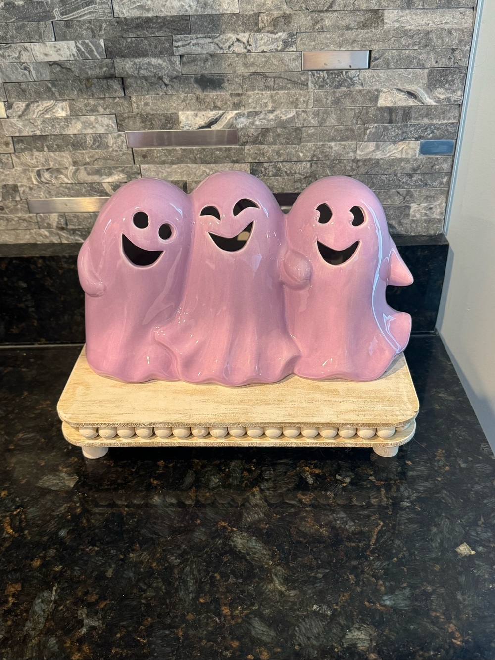 Halloween Gobin & Ghoul Happy Ghost Trio Purple Ceramic Decor NEW